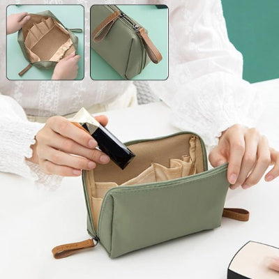 Trousse de toilette femme avec ouverture plate