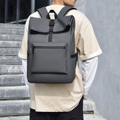 Sac a dos pour voyage avec poche frontale zippée