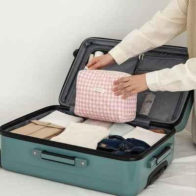 trousse de toilette de voyage rose a carreau avec fermeture eclair